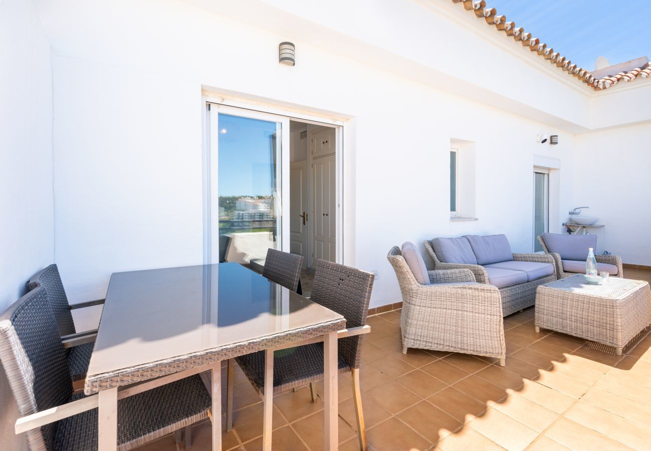 Lejlighed i La Cala de Mijas - Penthouse La Cala |  Offering dual terraces and spectacular ocean views