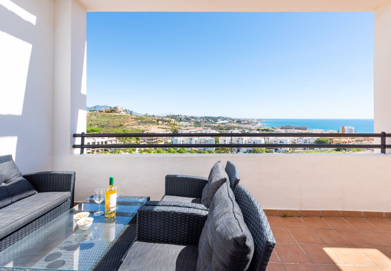 Lejlighed i La Cala de Mijas - Penthouse La Cala |  Offering dual terraces and spectacular ocean views