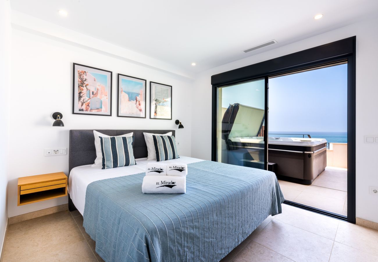 Lejlighed i Torrox Costa - Mirador Private Pool and Spa