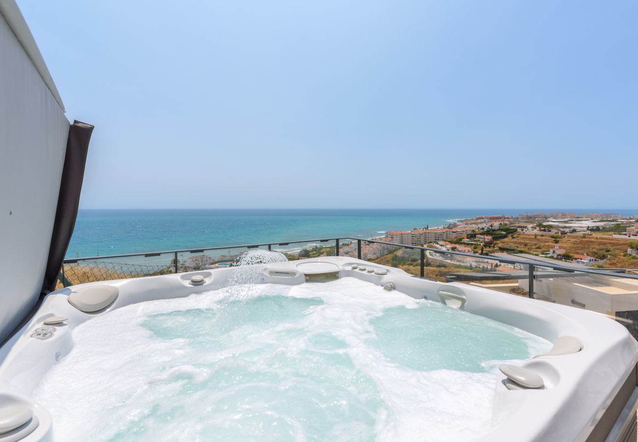 Villa i Torrox Costa - Luxury Penthouse Spa