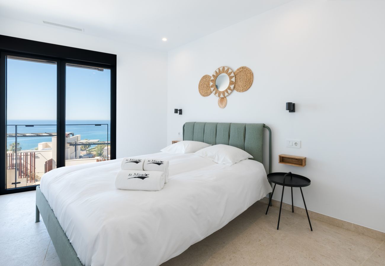 Lejlighed i Torrox Costa - Mirador 4 bedroom private pool and elevator