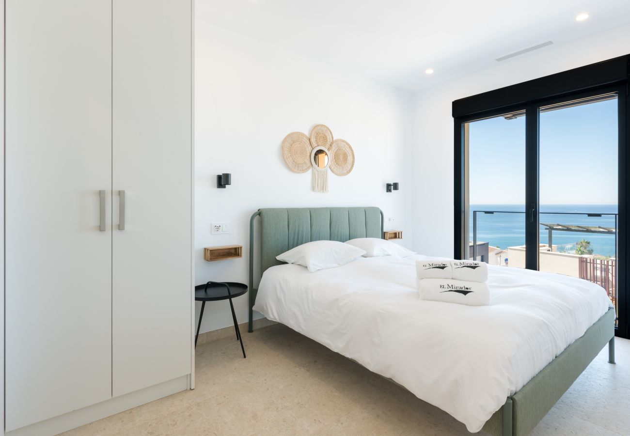 Lejlighed i Torrox Costa - Mirador 4 bedroom private pool and elevator