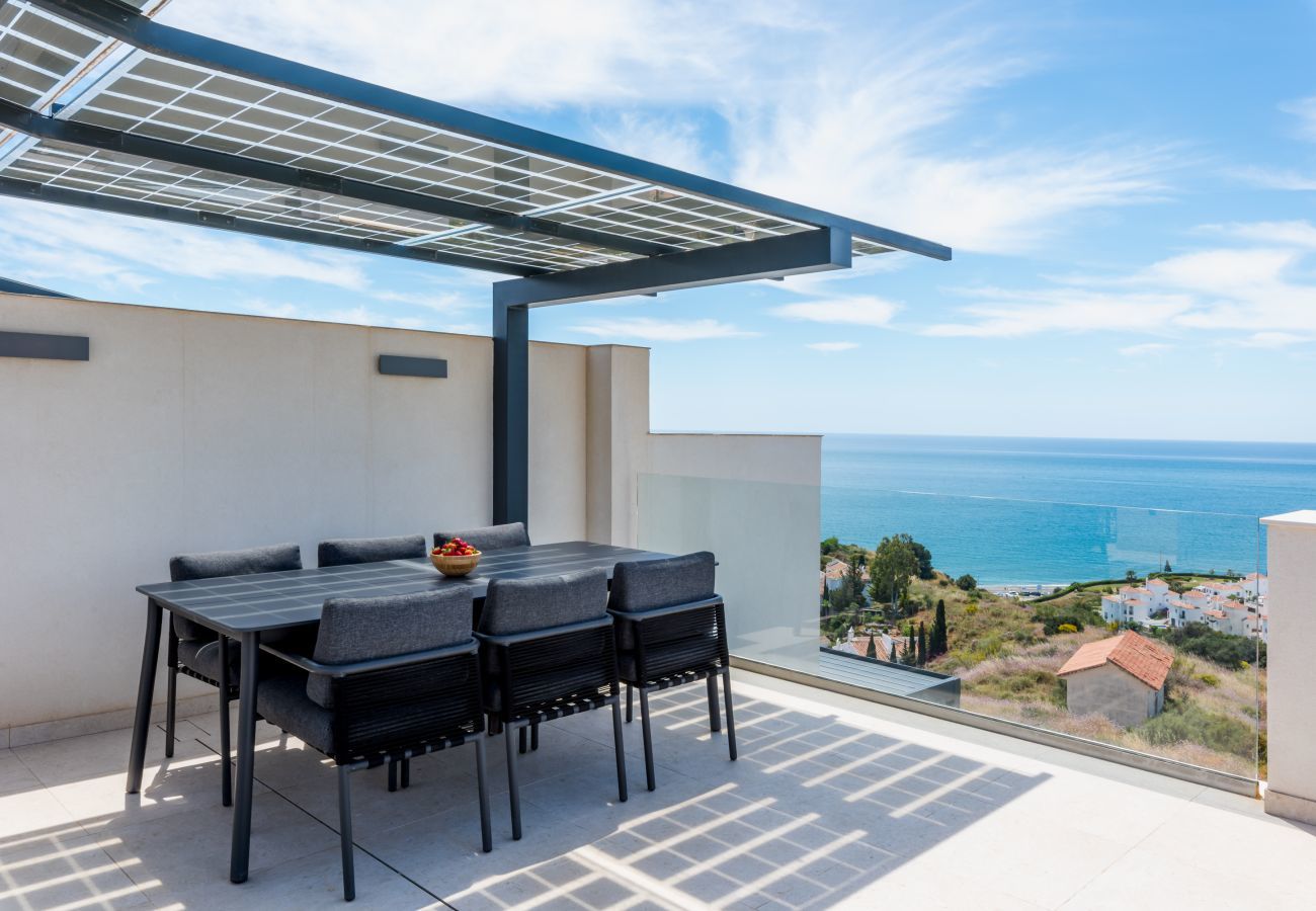 Lejlighed i Torrox Costa - Wellness Spa with Private pool and Jacuzzi