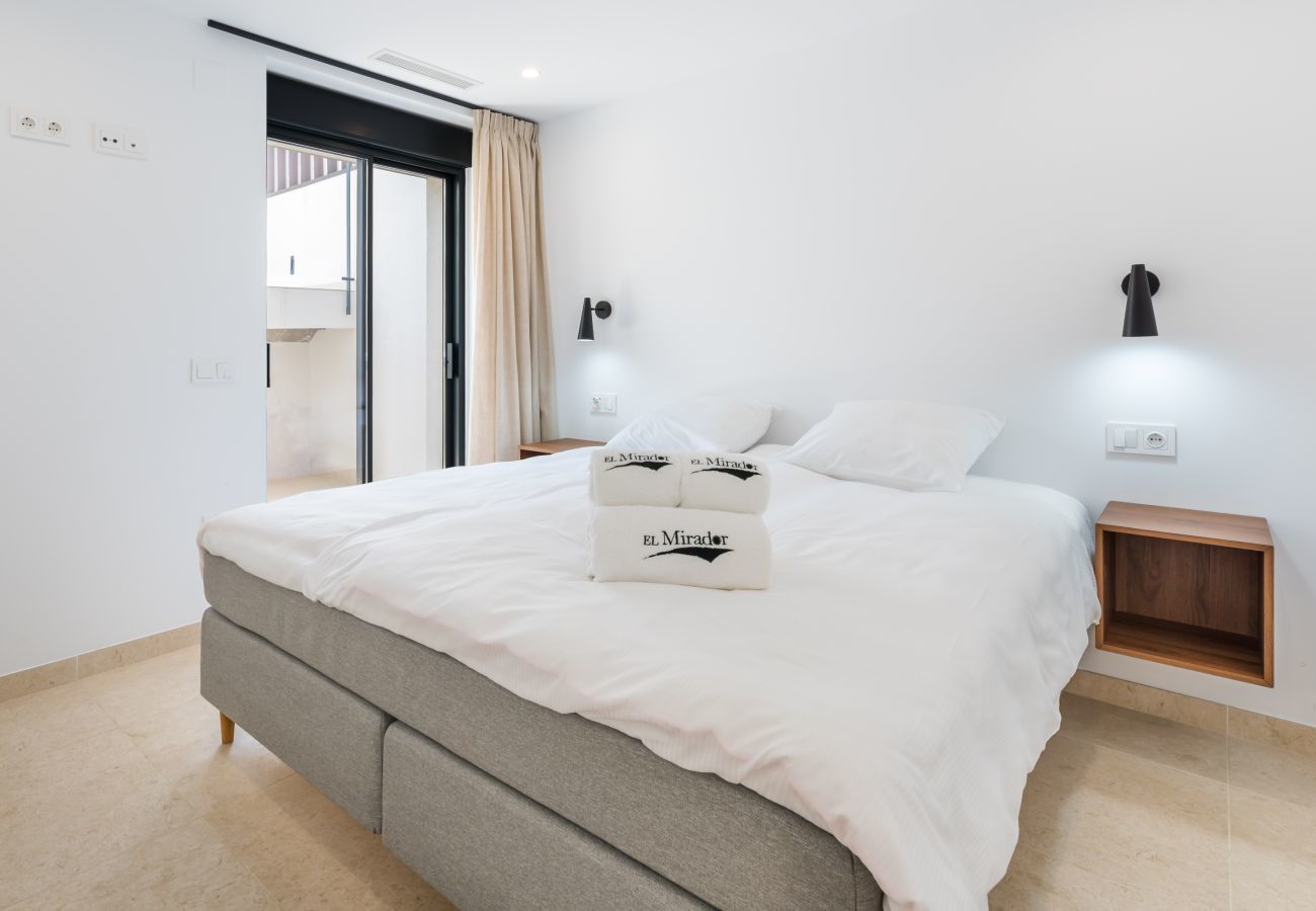 Lejlighed i Torrox Costa - Wellness Spa with Private pool and Jacuzzi