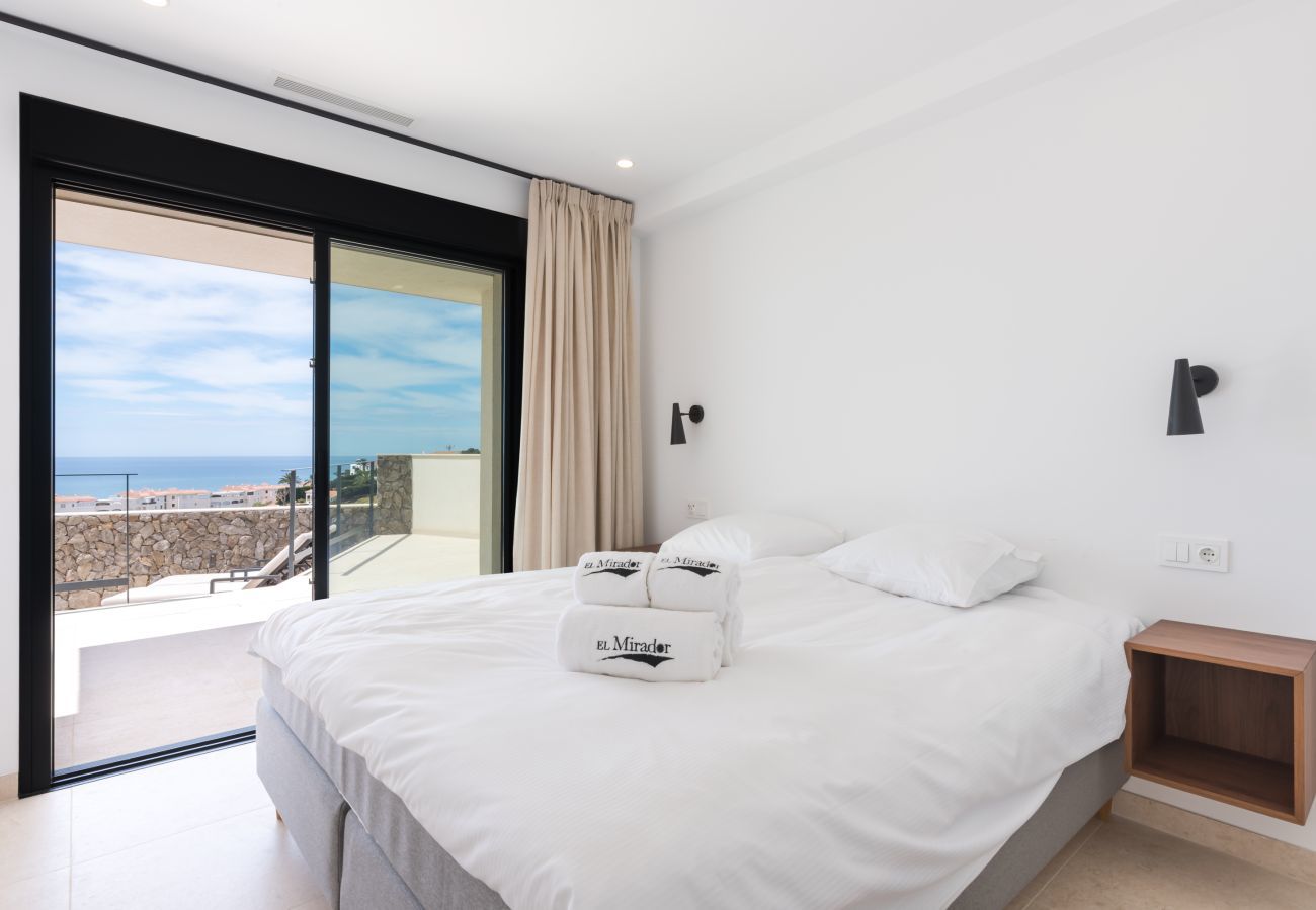 Lejlighed i Torrox Costa - Wellness Spa with Private pool and Jacuzzi