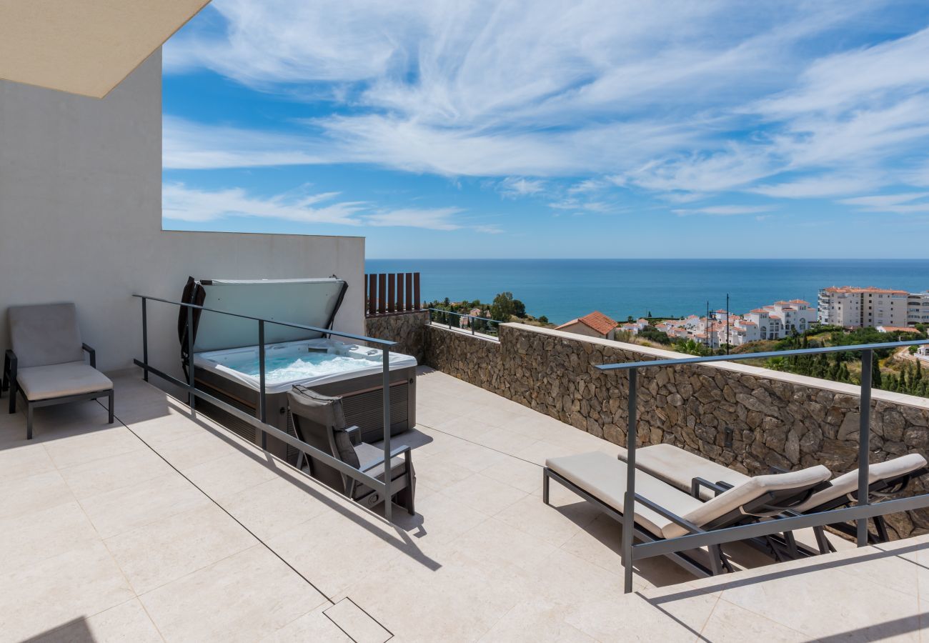 Lejlighed i Torrox Costa - Wellness Spa with Private pool and Jacuzzi