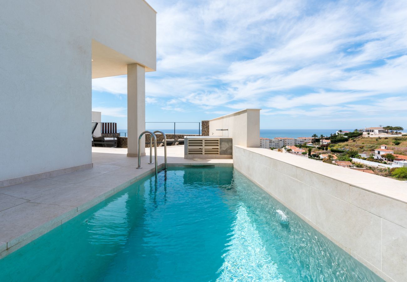 Lejlighed i Torrox Costa - Wellness Spa with Private pool and Jacuzzi
