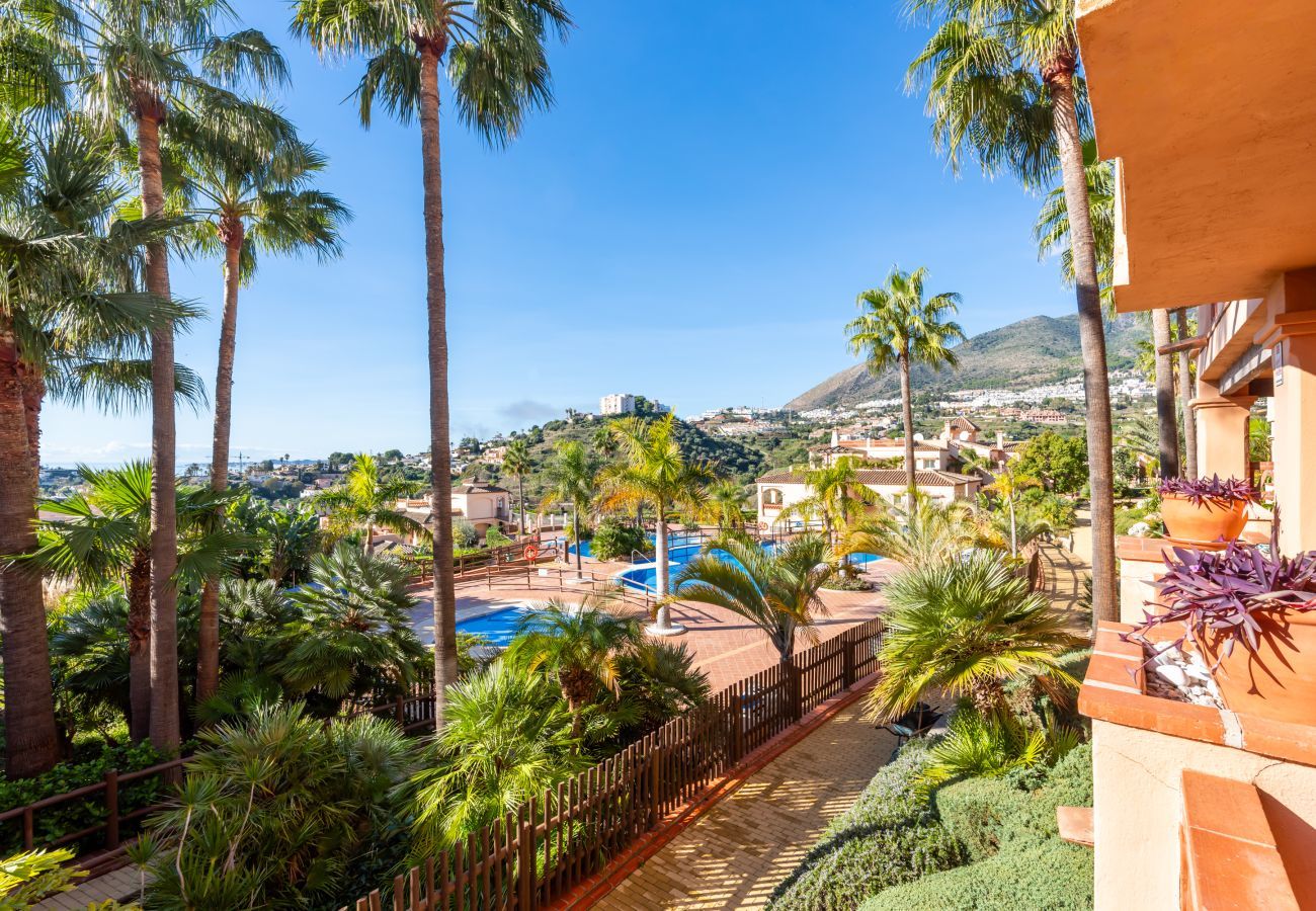 Lejlighed i Benalmádena - Resort Mediterra | Lejlighed med Havudsigt nær Golf med Pools og Fitness