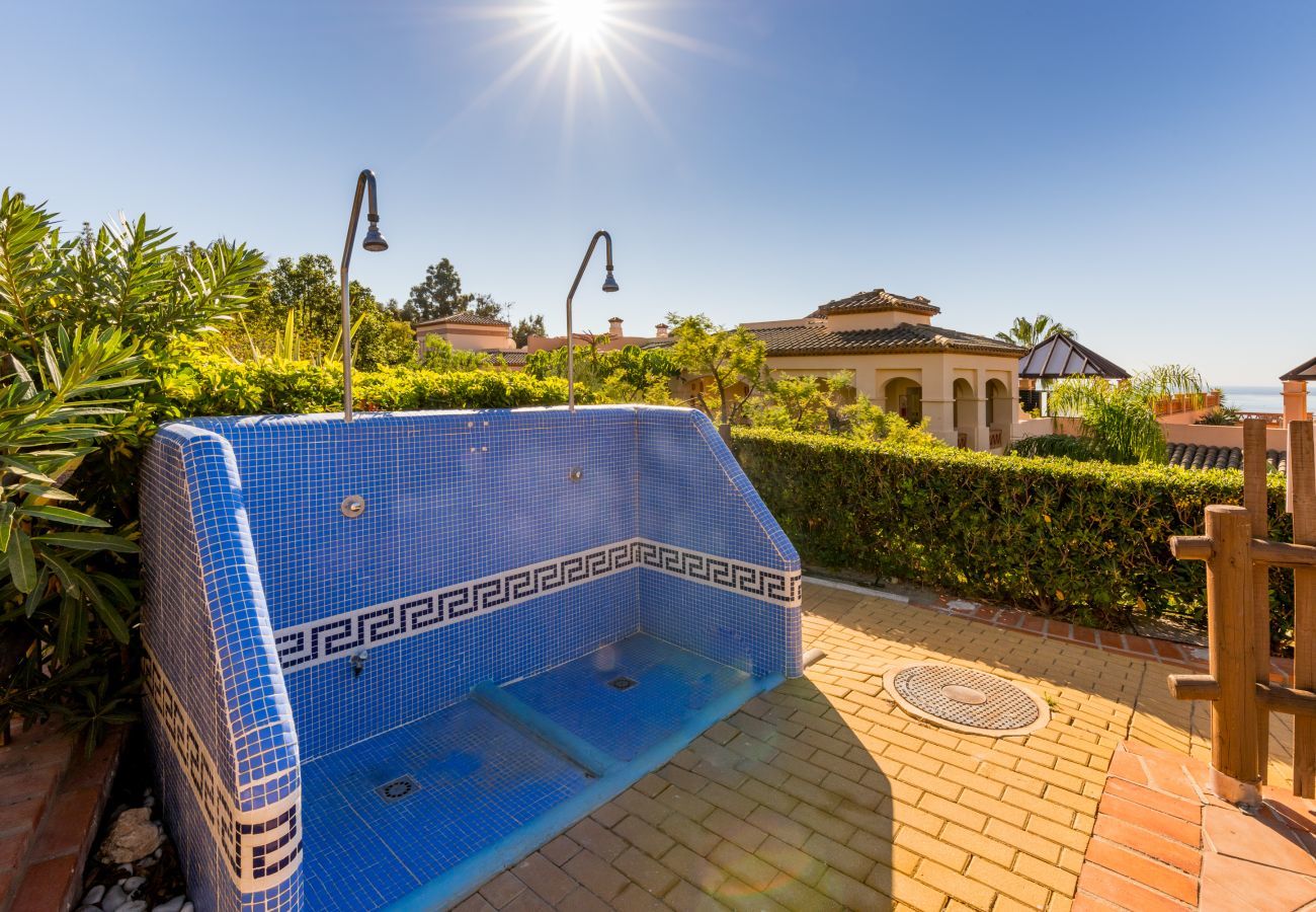 Lejlighed i Benalmádena - Resort Mediterra | Lejlighed med Havudsigt nær Golf med Pools og Fitness