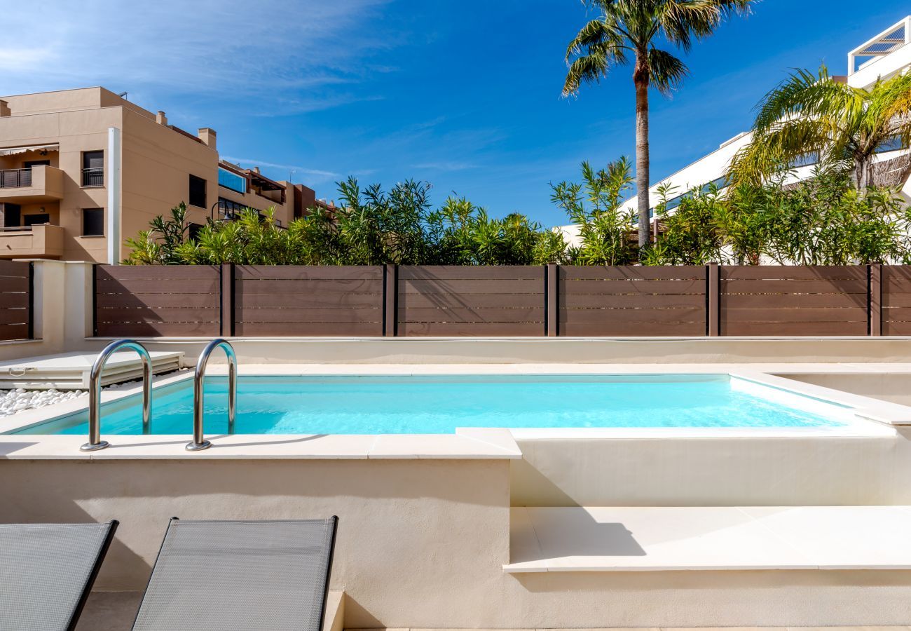 Lejlighed i La Cala de Mijas - Azalea Lemac | Moderne luksusbolig med 4 soveværelser, privat pool, fitnessrum og tagterrasse