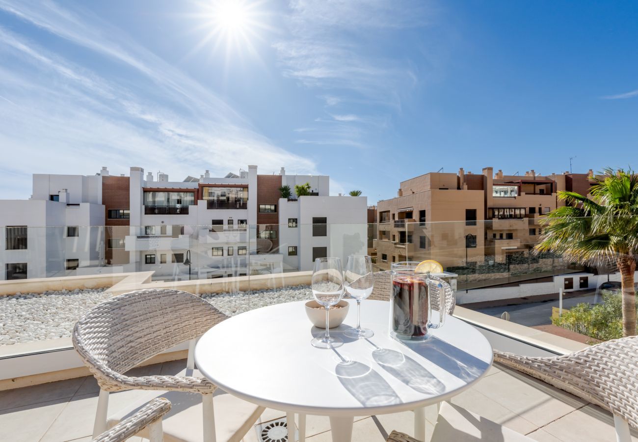 Lejlighed i La Cala de Mijas - Azalea Lemac | Moderne luksusbolig med 4 soveværelser, privat pool, fitnessrum og tagterrasse