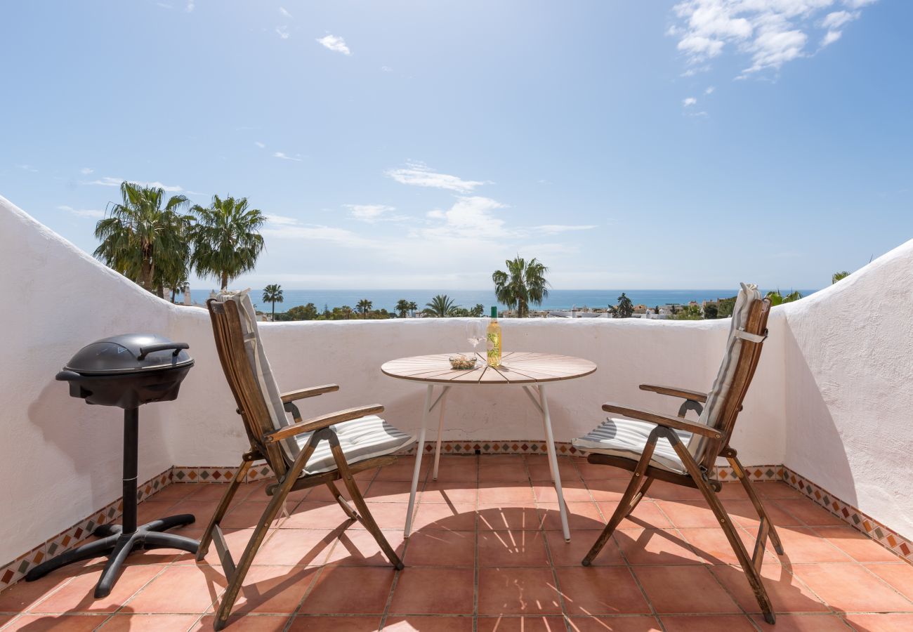 Lejlighed i Mijas Costa - Jardines de Calahonda IX | Fantastisk 3-værelses lejlighed med havudsigt, terrasse og pool