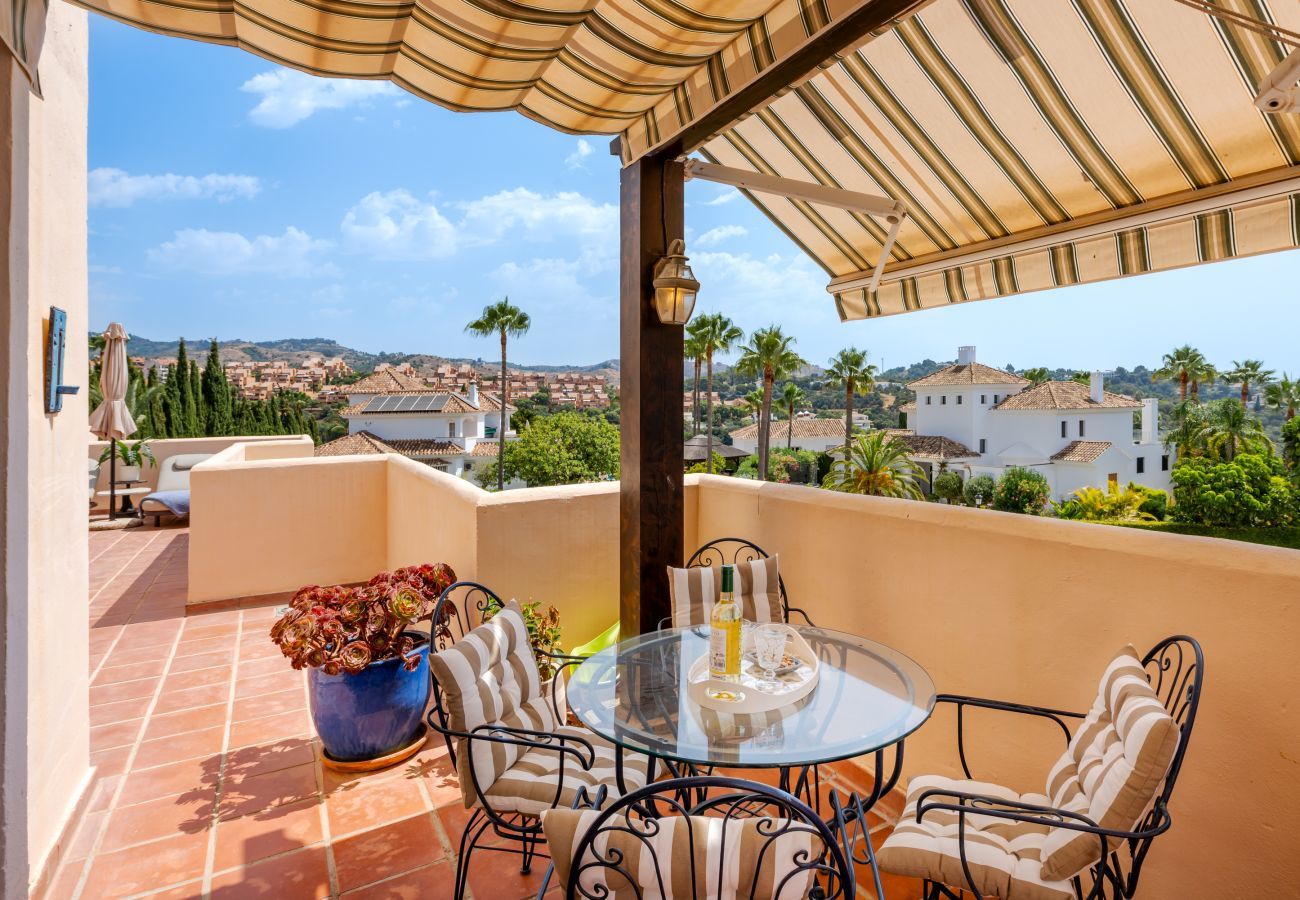 Lejlighed i Marbella - El Manantial Elviria – Rummelig lejlighed med havudsigt og stor terrasse