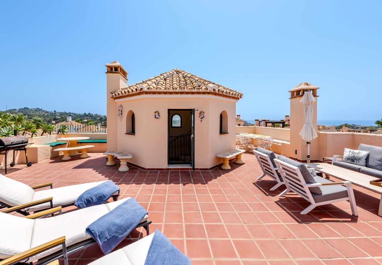 Lejlighed i Marbella - El Manantial Elviria – Rummelig lejlighed med havudsigt og stor terrasse