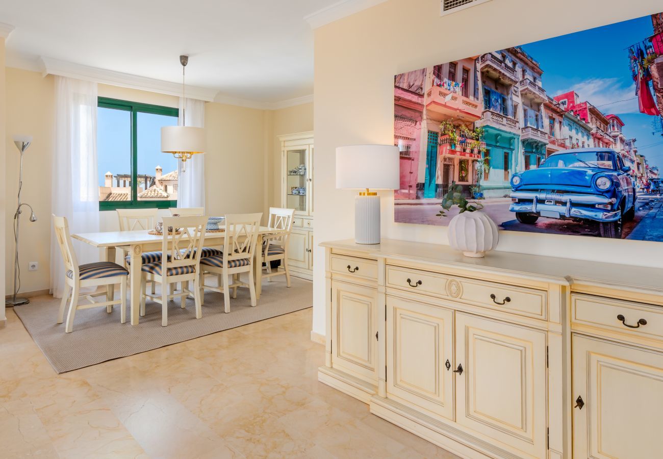 Lejlighed i Marbella - El Manantial Elviria – Rummelig lejlighed med havudsigt og stor terrasse
