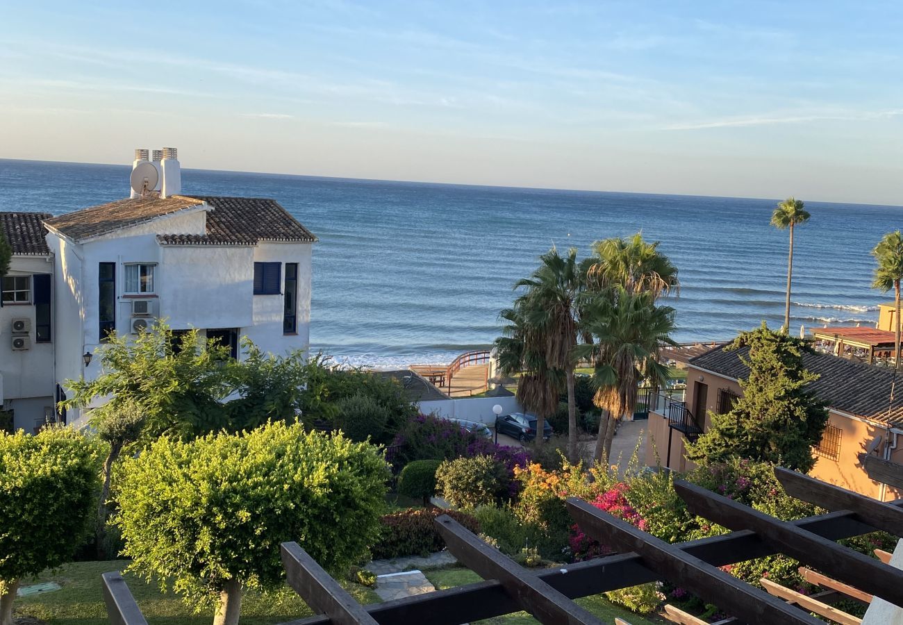 Lejlighed i Mijas Costa - Calahonda Beach III – Lejlighed ved stranden med havudsigt i Mijas CostaCalahonda Beach III