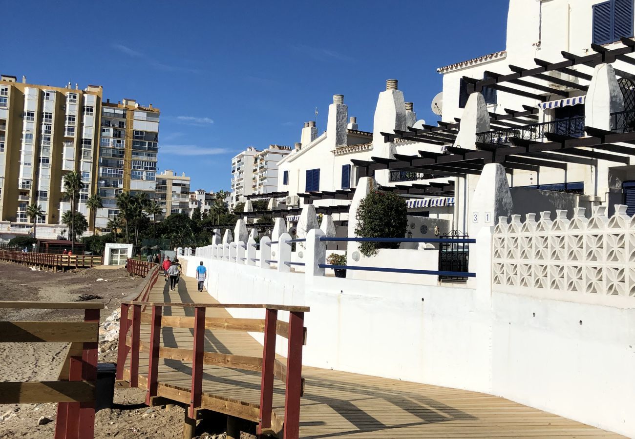 Lejlighed i Mijas Costa - Calahonda Beach III – Lejlighed ved stranden med havudsigt i Mijas CostaCalahonda Beach III
