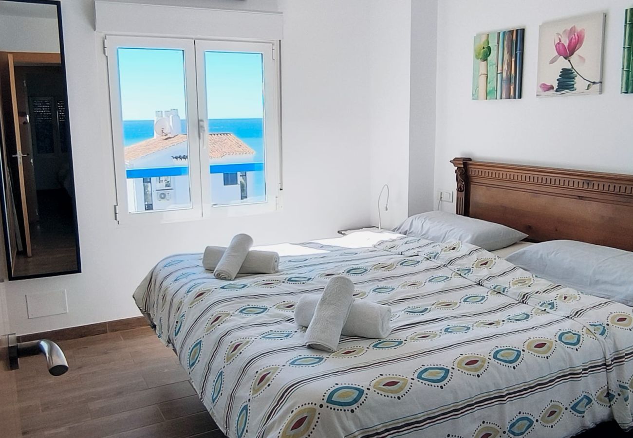 Lejlighed i Mijas Costa - Calahonda Beach III – Lejlighed ved stranden med havudsigt i Mijas CostaCalahonda Beach III