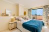 Apartamento en Marbella - El Manantial Elviria – Amplio apartamento con vistas al mar y gran terraza
