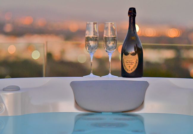 Villa en Marbella - Casa Blanca Marbella - Exclusive Luxury Villa   Villa en Marbella - Casa Blanca Marbella - Exclusive Luxury Villa