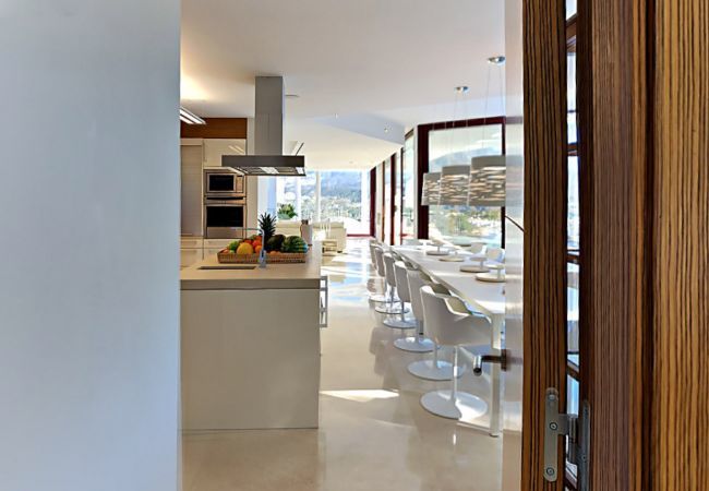 Villa en Marbella - Casa Blanca Marbella - Exclusive Luxury Villa   Villa en Marbella - Casa Blanca Marbella - Exclusive Luxury Villa