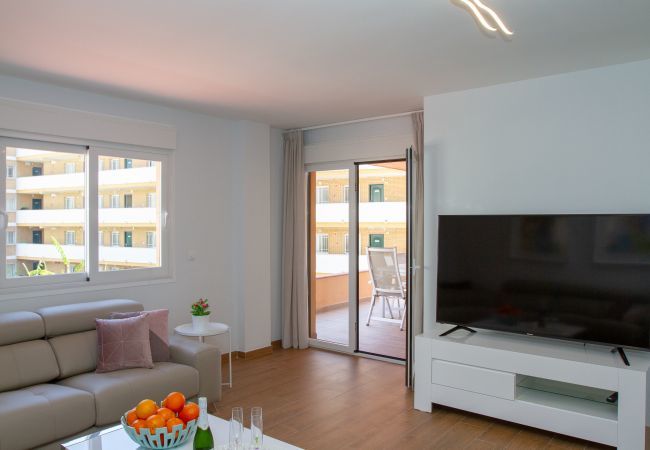 Apartamento en Torremolinos - Lydia Uno - Exclusive apartment for 8 near beach and restaurants Apartamento en Torremolinos - Lydia Uno - Exclusive apartment for 8 near beach and restaurants