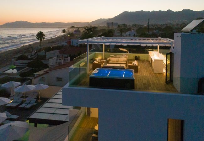Villa en Marbella - Costabella Marbella - Unique Luxury Beach Villa Villa en Marbella - Costabella Marbella - Unique Luxury Beach Villa