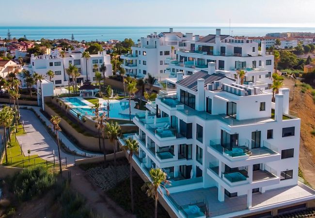 Apartamento en Mijas Costa - Santa Barbara Heights II CLC - Lujo, piscina de terraza, vista del mar Apartamento en Mijas Costa - Santa Barbara Heights II CLC - Lujo, piscina de terraza, vista del mar