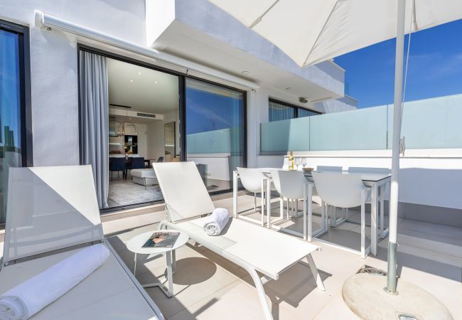 Apartamento en Mijas Costa - Santa Barbara Heights II CLC - Lujo, piscina de terraza, vista del mar Apartamento en Mijas Costa - Santa Barbara Heights II CLC - Lujo, piscina de terraza, vista del mar