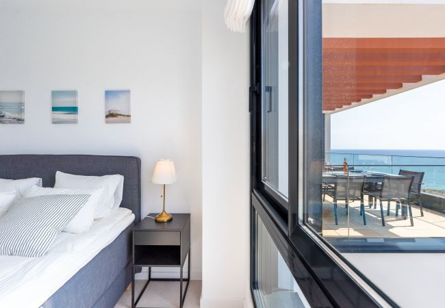 Apartamento en Fuengirola - Penthouse Middle Views | Lujo, piscina de terraza, vista del mar Apartamento en Fuengirola - Penthouse Middle Views | Lujo, piscina de terraza, vista del mar