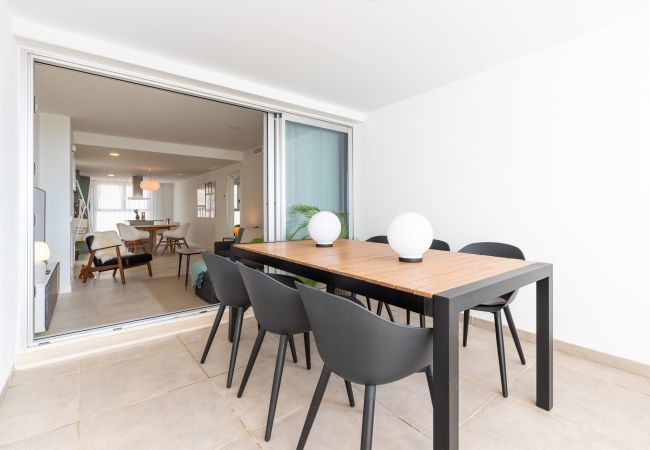 Apartamento en Benalmádena - Bahia de Torrequebrada | Comodidad Costera y Vistas al Mar Apartamento en Benalmádena - Bahia de Torrequebrada | Comodidad Costera y Vistas al Mar