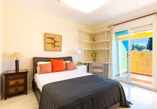 Apartamento en Marbella - Bahia de Marbella | Apartamento de 3 habitaciones con vistas al mar Apartamento en Marbella - Bahia de Marbella | Apartamento de 3 habitaciones con vistas al mar