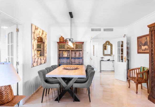Apartamento en Marbella - Los Lagos Golf II | Encantador apartamento de 3 habitaciones en Marbella Apartamento en Marbella - Los Lagos Golf II | Encantador apartamento de 3 habitaciones en Marbella
