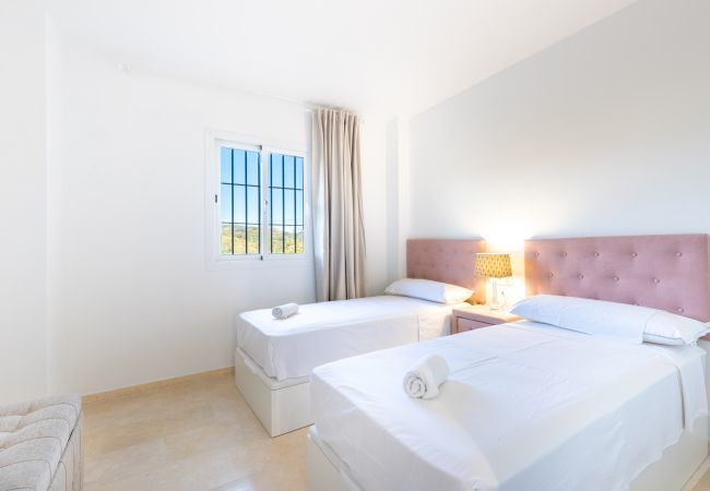 Apartamento en Marbella - Los Lagos Golf II | Encantador apartamento de 3 habitaciones en Marbella Apartamento en Marbella - Los Lagos Golf II | Encantador apartamento de 3 habitaciones en Marbella
