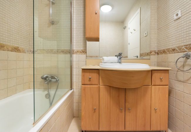 Apartamento en Mijas Costa - Penthouse Medina | Piscina, Terraza y Vista Parcial al Mar en Calahonda Apartamento en Mijas Costa - Penthouse Medina | Piscina, Terraza y Vista Parcial al Mar en Calahonda