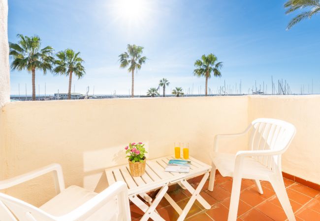 Apartamento en Benalmádena - Puerto Deportivo | Vistas Escenicas del Puerto y Confort Costero en Puerto Marina Benalmadena Apartamento en Benalmádena - Puerto Deportivo | Vistas Escenicas del Puerto y Confort Costero en Puerto Marina Benalmadena