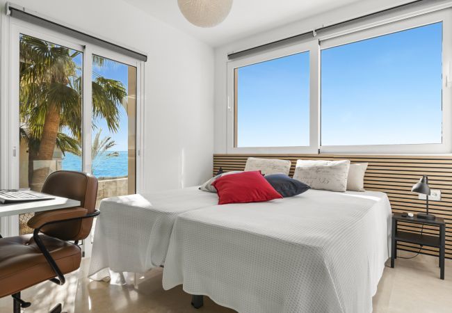 Villa en Mijas Costa - Villa Frelouka | Luxury villa for golf lovers with an amazing view. Villa en Mijas Costa - Villa Frelouka | Luxury villa for golf lovers with an amazing view.