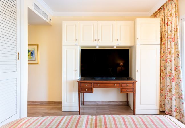 Apartamento en Marbella - Hacienda Elviria, Marbella Exclusive Apartamento en Marbella - Hacienda Elviria, Marbella Exclusive