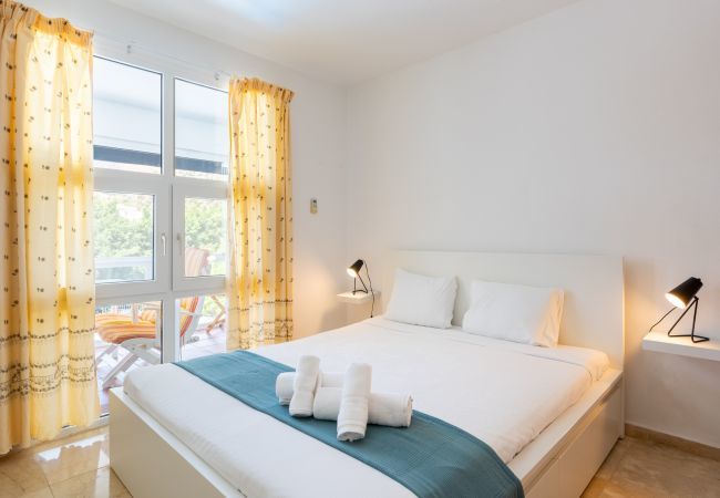 Apartamento en Benalmádena - Casa Torremuelle II – Casa Adosada con Piscina Privada y Barbacoa cerca de Playa Bonita Apartamento en Benalmádena - Casa Torremuelle II – Casa Adosada con Piscina Privada y Barbacoa cerca de Playa Bonita
