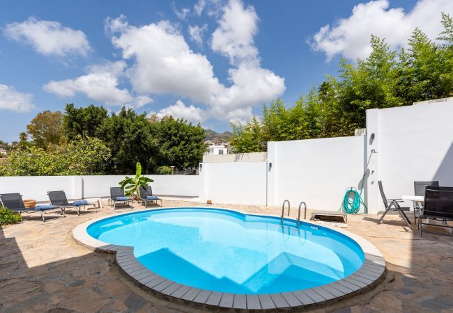 Apartamento en Benalmádena - Casa Torremuelle II – Casa Adosada con Piscina Privada y Barbacoa cerca de Playa Bonita Apartamento en Benalmádena - Casa Torremuelle II – Casa Adosada con Piscina Privada y Barbacoa cerca de Playa Bonita