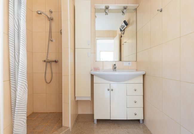 Apartamento en Benalmádena - Casa Torremuelle II – Casa Adosada con Piscina Privada y Barbacoa cerca de Playa Bonita Apartamento en Benalmádena - Casa Torremuelle II – Casa Adosada con Piscina Privada y Barbacoa cerca de Playa Bonita