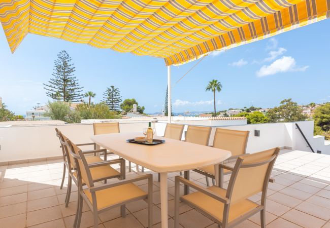 Apartamento en Benalmádena - Casa Torremuelle II – Casa Adosada con Piscina Privada y Barbacoa cerca de Playa Bonita Apartamento en Benalmádena - Casa Torremuelle II – Casa Adosada con Piscina Privada y Barbacoa cerca de Playa Bonita