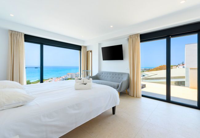 Villa en Torrox Costa - Penthouse Mirador  5 bedroom luxury view Villa en Torrox Costa - Penthouse Mirador  5 bedroom luxury view