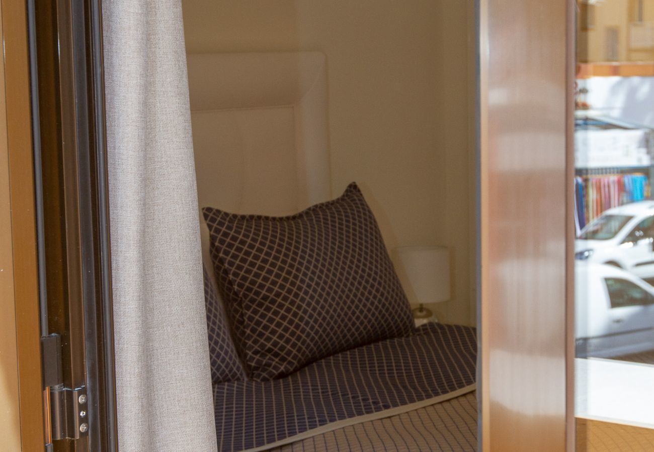 Apartamento en Torremolinos - Lydia Uno - Exclusive apartment for 8 near beach and restaurants