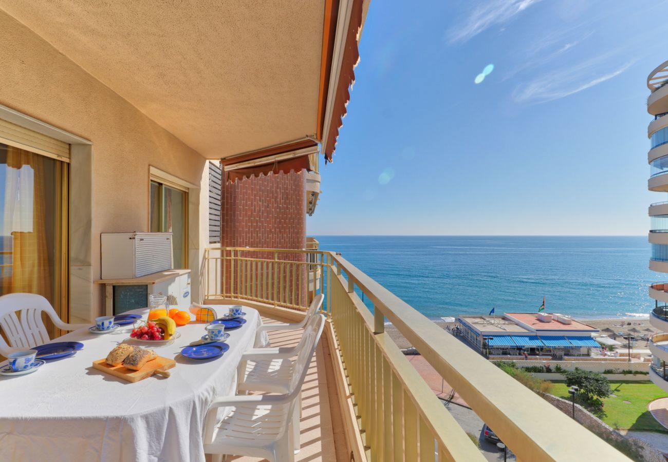 Apartamento en Fuengirola - Doña Sofia Fuengirola - Beach Apartment, parking, Wi-Fi, sea view