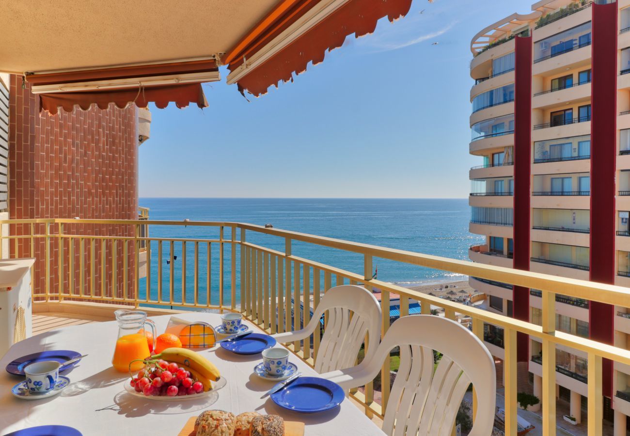 Apartamento en Fuengirola - Doña Sofia Fuengirola - Beach Apartment, parking, Wi-Fi, sea view