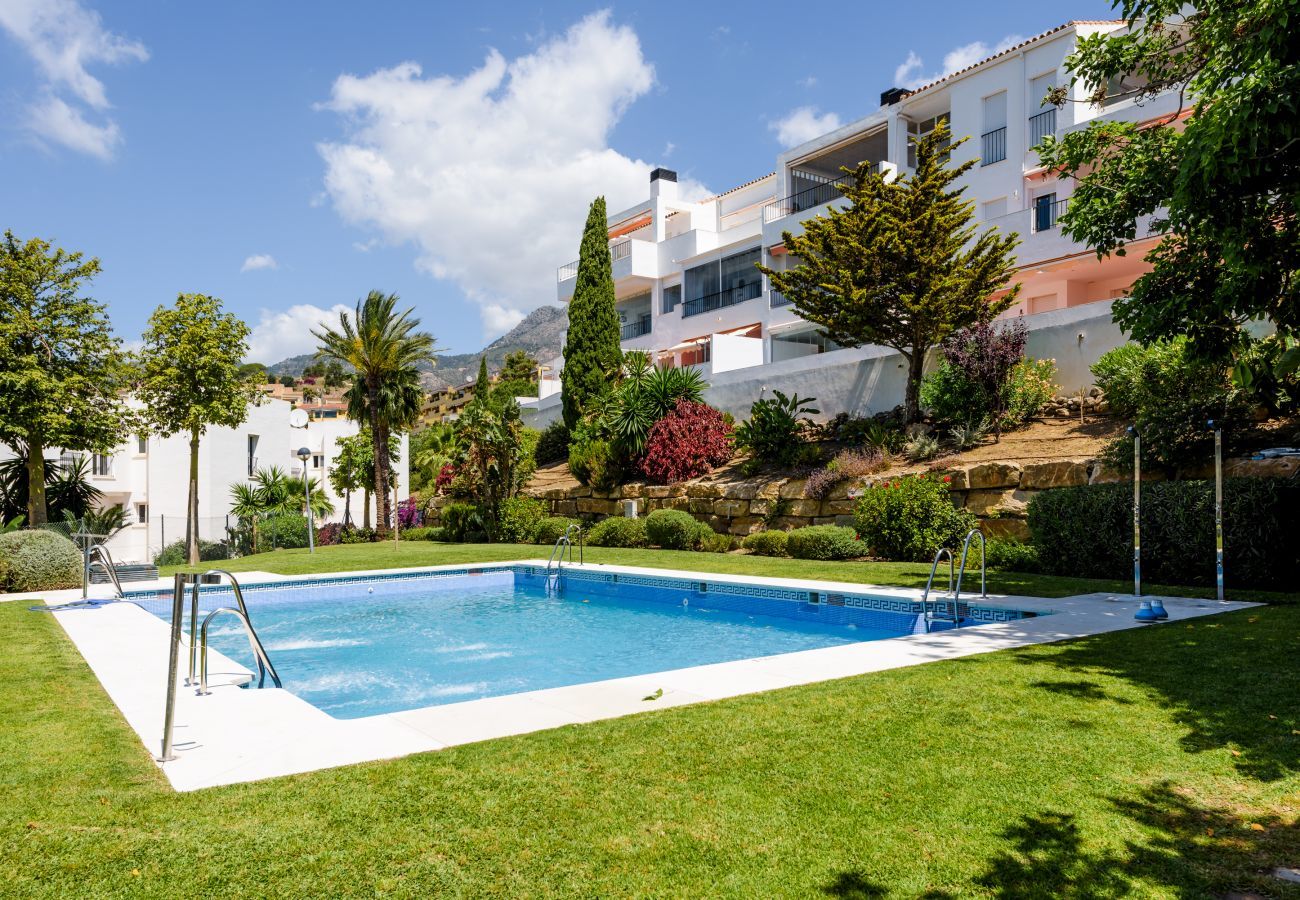 Apartamento en Benalmádena - Torrequebrada Golf Resort | Apartamento de lujo con terraza, piscina y parking privado