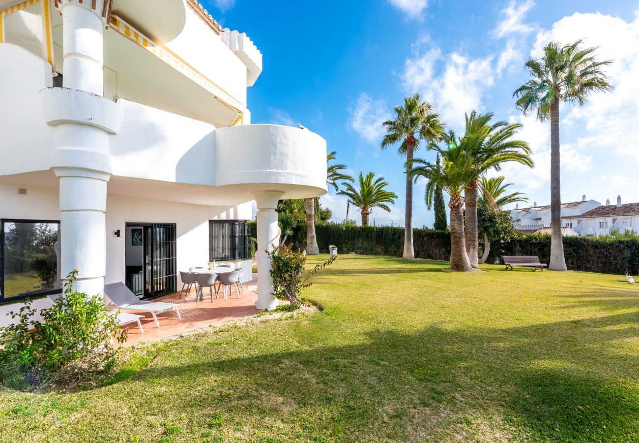 Apartamento en Mijas Costa - Antares I Jardin de Calahonda | Hermosa vista al jardín