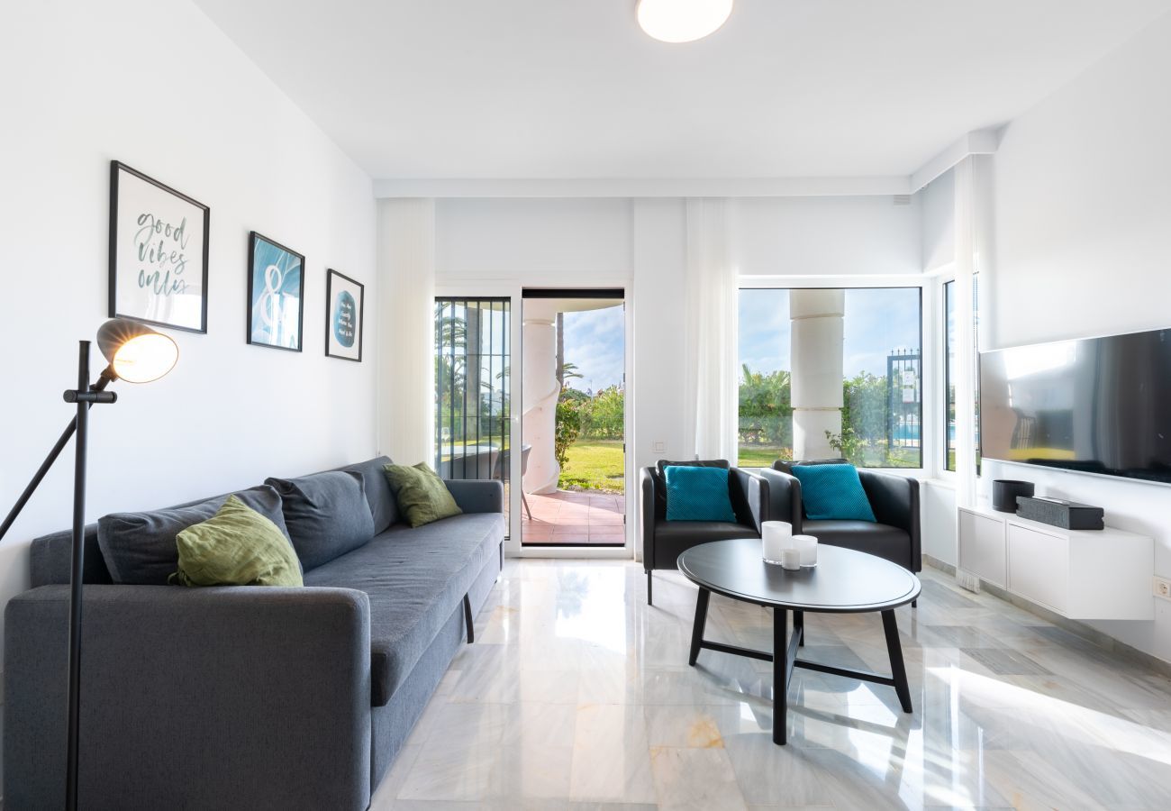 Apartamento en Mijas Costa - Antares I Jardin de Calahonda | Hermosa vista al jardín