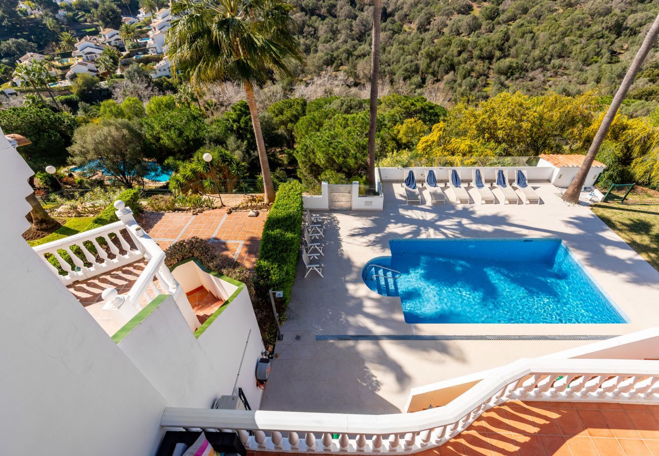 Casa adosada en Mijas Costa - Adosado con hermosas vistas al mar y piscina privada